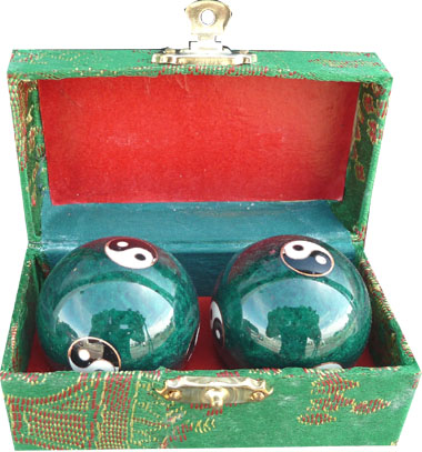 Zielone kulki do masażu Ying Yang 4,5cm