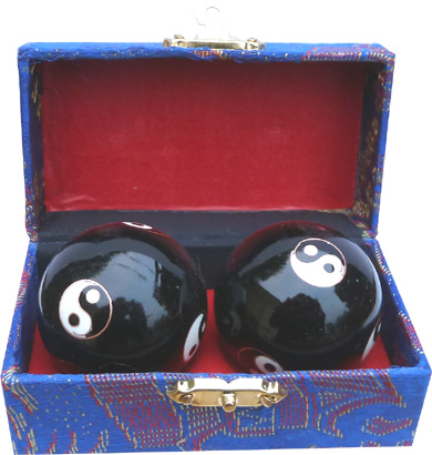 Czarne kulki do masażu Ying Yang o średnicy 4,5 cm