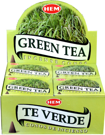 Rożki zielonej herbaty z brzegiem kadzidła