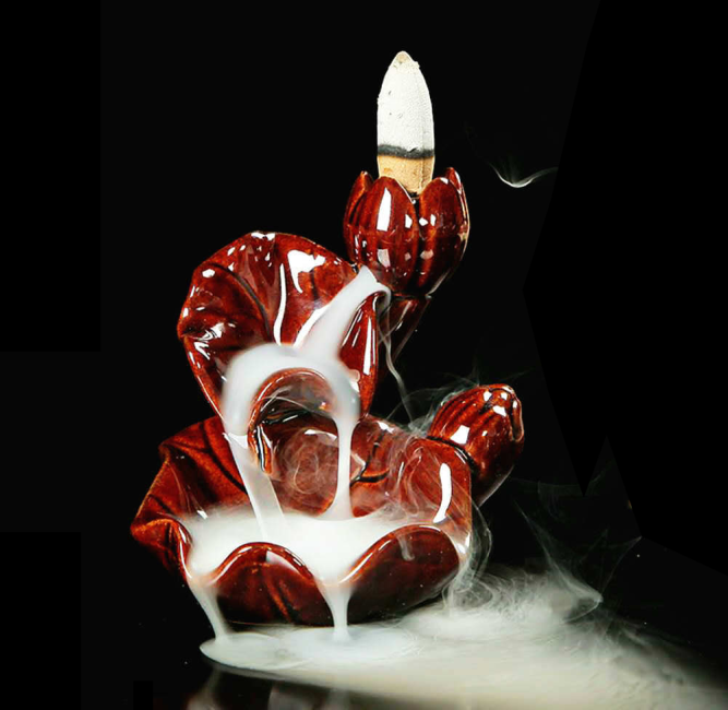 Uchwyt na kadzidełka Blackflow Czerwony ceramiczny kwiat lotosu kaskadowego 8,5 cm
