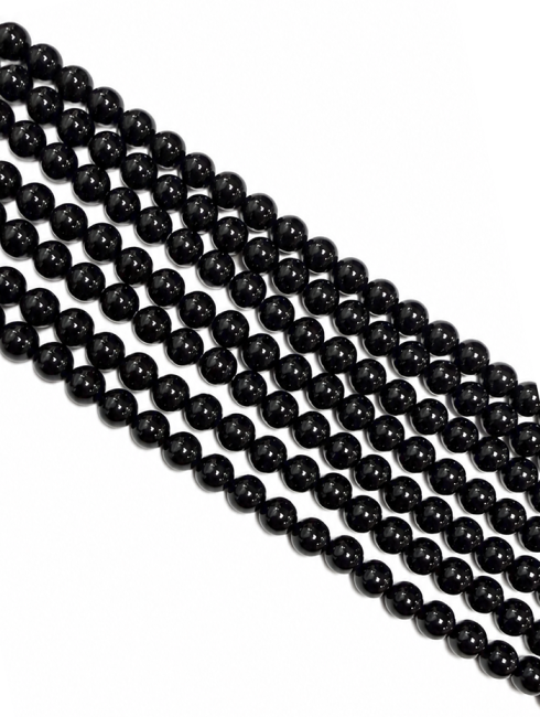 Koraliki Onyx A o średnicy 4mm na druciku o długości 40cm