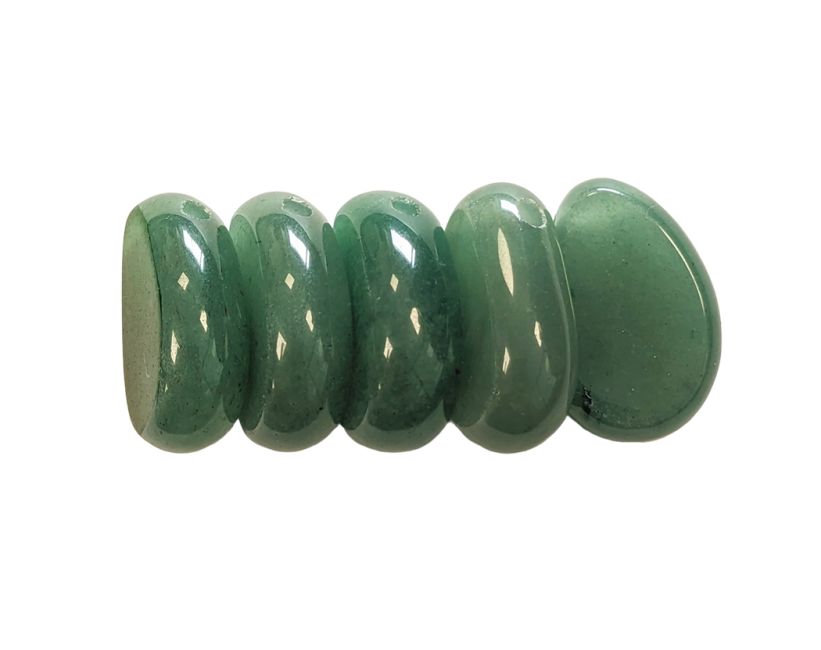 Wisiorek z zielonego awenturynu z przebitym kamieniem A 20-30 mm X 5