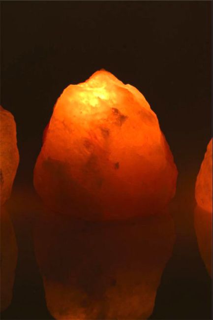 Świecznik z kryształu solnego naturalnego M 8 cm 1-2 kg