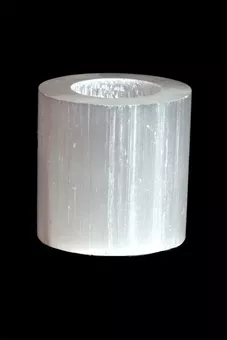 Polerowany świecznik cylindryczny z selenitu 7 cm 0,5-0,7 kg