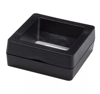 Pudełko z czarną ramką na biżuterię 4.5 cm x10