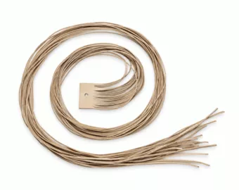 Zestaw 20 Płaskich Rzemieni Skórzanych w Kolorze Piaskowego Beżu 2 mm × 120 cm do Zawieszek