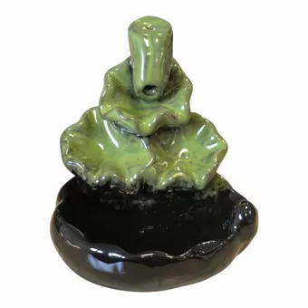 Ceramiczny uchwyt na kadzidełka z przepływem zwrotnym, kaskadowym wzorem i zielonymi liśćmi lotosu, 10 cm