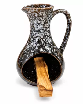 Czarny kadzielniczka ceramiczna w cętki 12 cmJeśli potrzebujesz bardziej naturalnego sformułowania, oto alternatywa:Czarny ceramiczny kadzielnik w cętki, 12 cm