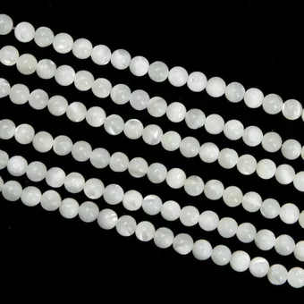 Sznur Okrągłych Koralików z Masy Perłowej A 4 mm
