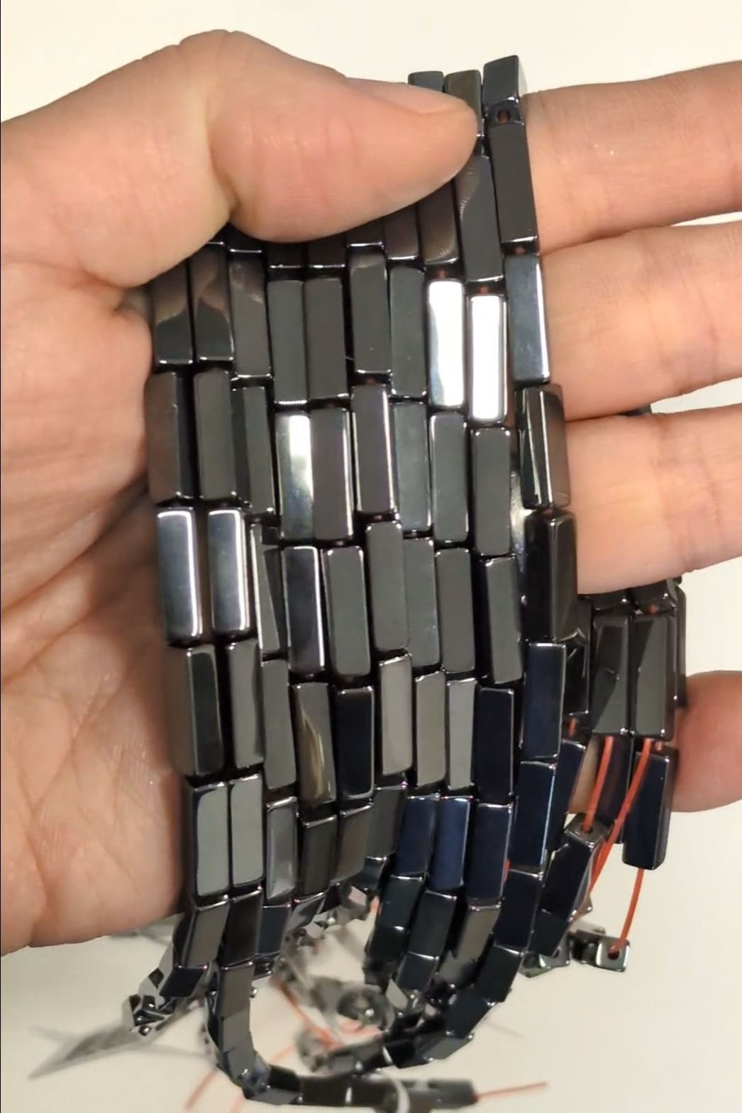 Prostokątne koraliki dystansowe z hematytu – 3,7×12,4 mm