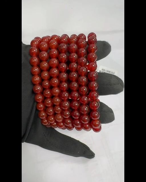 Bransoletka z czerwonego agatu A koralikami 8mm
