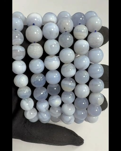 Wstążkowa niebieska bransoletka chalcedonowa A koraliki 10mm