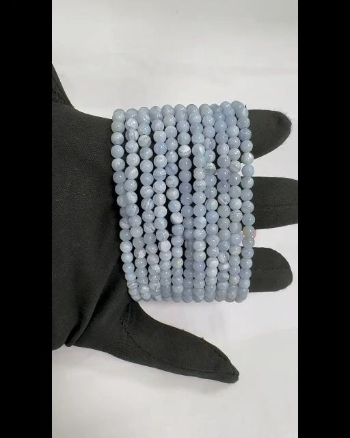 Bransoletka z niebieskiego chalcedonu wstążeczkowego z koralikami AA 4,5mm