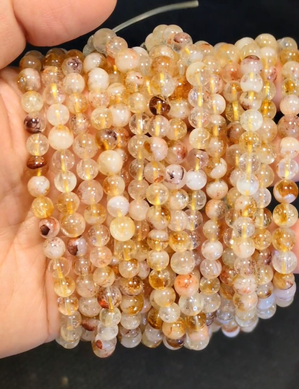 Bransoletka z cytrynu poddanego obróbce cieplnej z koralikami o średnicy 5-6 mm