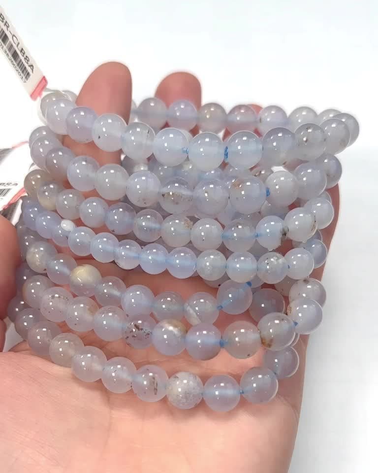 Niebieska bransoletka chalcedonowa z koralikami 7.5-8.5 mm