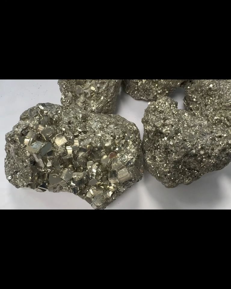 Surowy piryt A 1 kg