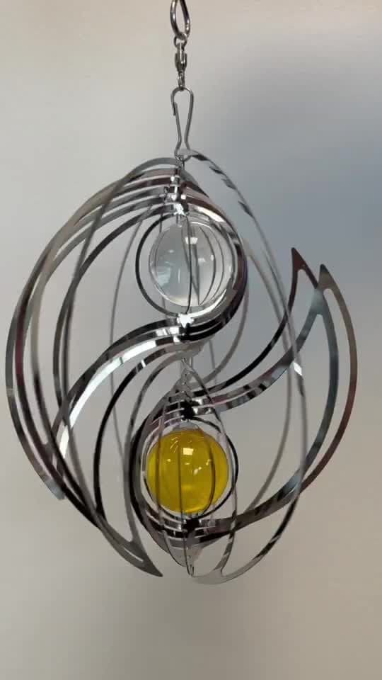 Stalowy dzwonek wietrzny 3D Yin Yang 15 cm